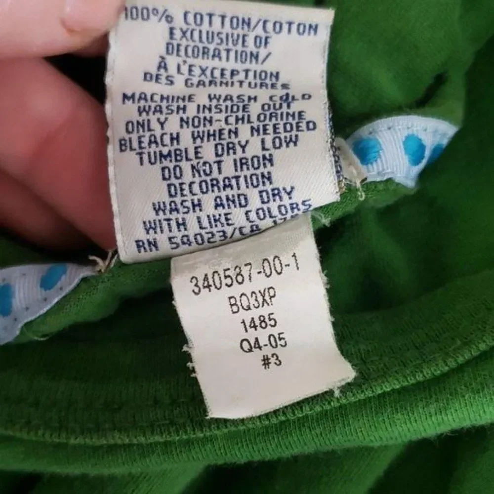 Old Navy Perfect Fit Green Oh My Deer Long Sleeve Shirt‎ size Large
